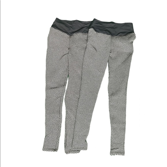 Amazon Pants & Jumpsuits Two Medium Booty Scrunch Grey Leggings